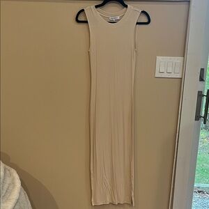 WeWoreWhat Cream Maxi Dress